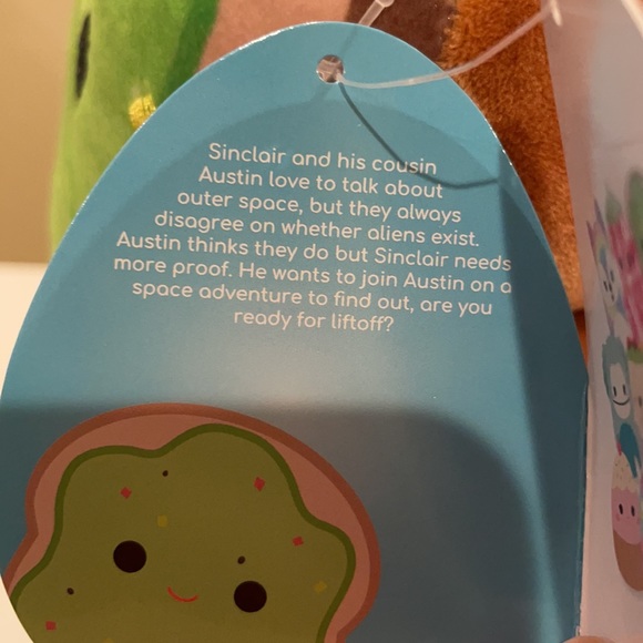 NWT 8” Sinclair the Avocado Toast Squishmallow - Picture 3 of 3
